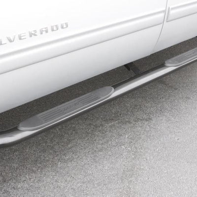 Lund 99-13 Chevy Silverado 1500 Ext. Cab (Body Mount) 4in. Oval Curved SS Nerf Bars - Polished