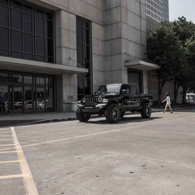 Road Armor 18-20 Jeep Wrangler JL Spartan Front Bumper Bolt-on w/Pre-Runner Guard - Tex Blk