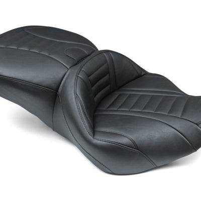 Mustang 97-07 Harley Rd King,06-07 Str Glide,00-05 Eagle Touring 1PC Seat Deluxe - Black