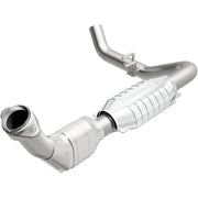 MagnaFlow Direct Fit Catalytic Converter 99-00 Ford Trucks 5.4L