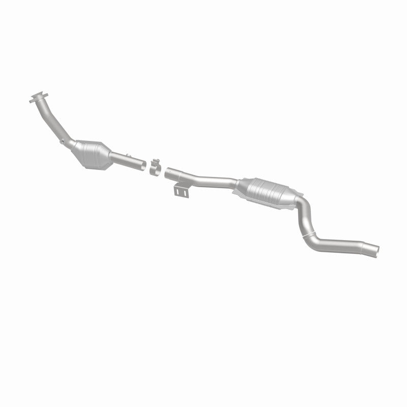 MagnaFlow Direct Fit Catalytic Converter 2003 ML350 3.7L Underbody