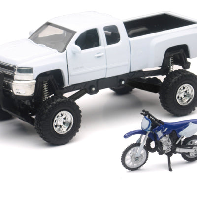 New Ray Toys Chevrolet Silverado with Yamaha Dirt Bike/ Scale - 1:32