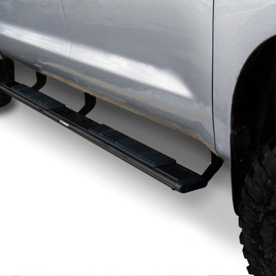 Go Rhino 5in OE Xtreme Low Profile SideSteps - Black - 67in