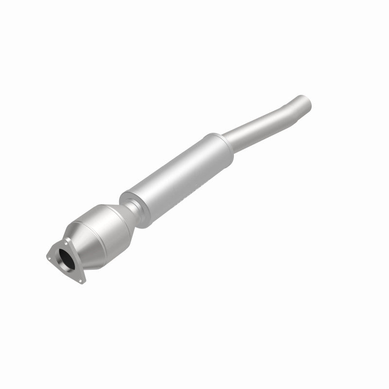 MagnaFlow Direct Fit Catalytic Converter 04/06 VW Phaeton 4.2L Rear Driver Side