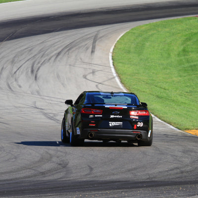 Corsa 2016-2024 Chevrolet Camaro SS 6.2L V8 2.75in Black Xtreme Axle-Back Exhaust Dual Rear Exit