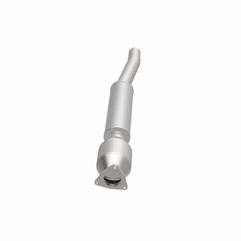 MagnaFlow Direct Fit Catalytic Converter 04/06 VW Phaeton 4.2L Rear Driver Side