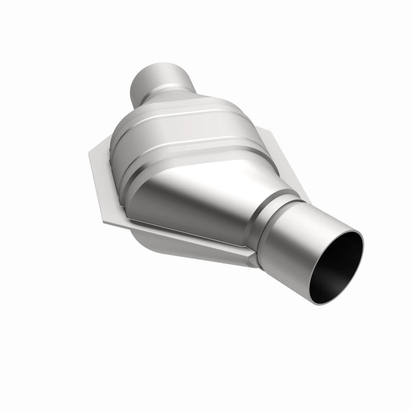 MagnaFlow Universal Catalytic Converter 2in Inlet/Outlet Angled Offset/Center Oval (California)