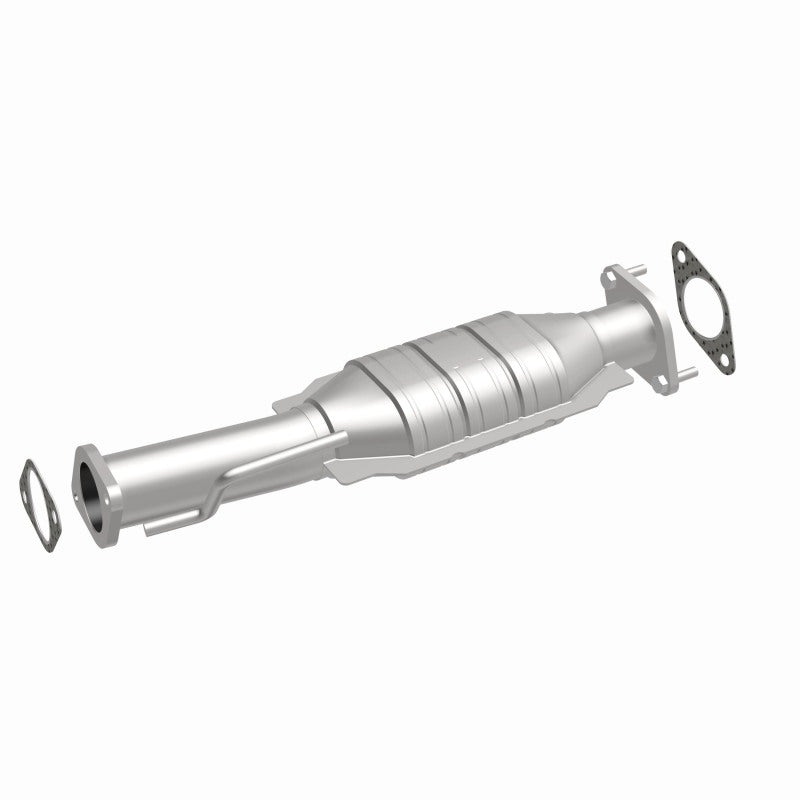 MagnaFlow Direct Fit Catalytic Converter 09-11 GMC Acadia 3.6L