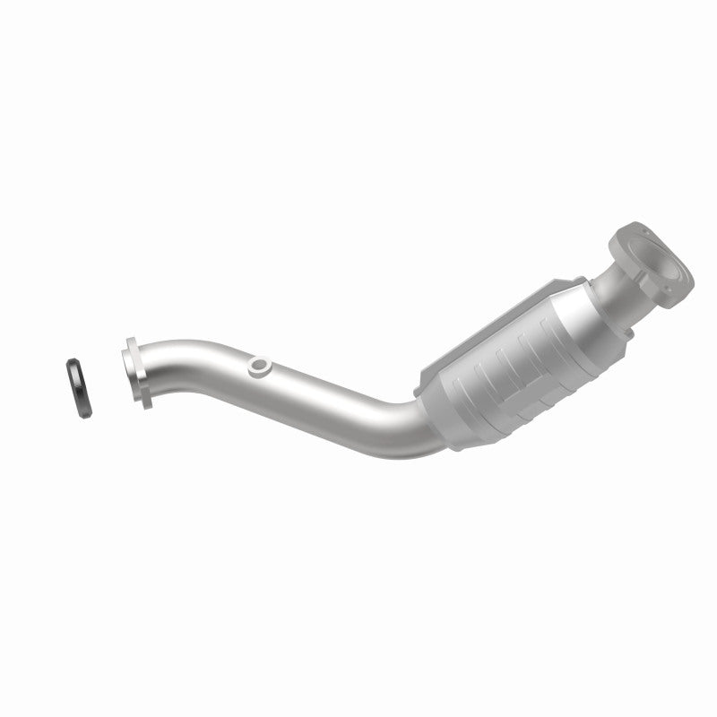 MagnaFlow Direct Fit Catalytic Converter CORVETTE 05-07 6.0L OEM