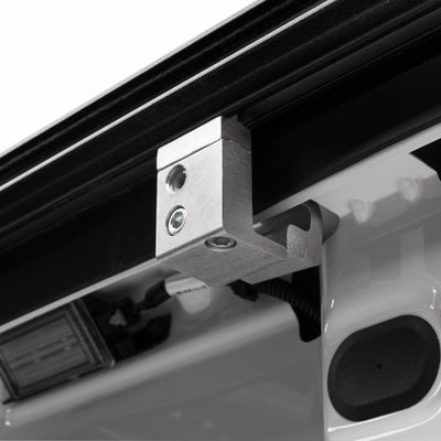 Retrax 08-16 Ford F-250/F-350 Super Duty (Short Bed) Retrax IX