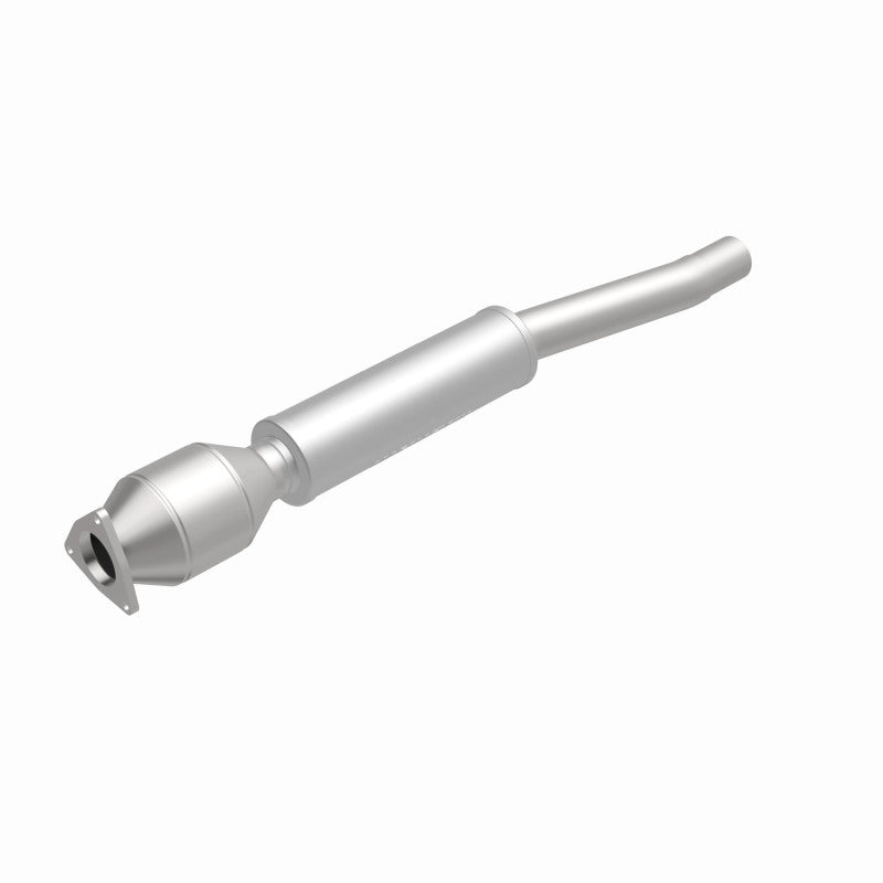 MagnaFlow Direct Fit Catalytic Converter 04/06 VW Phaeton 4.2L Rear Driver Side