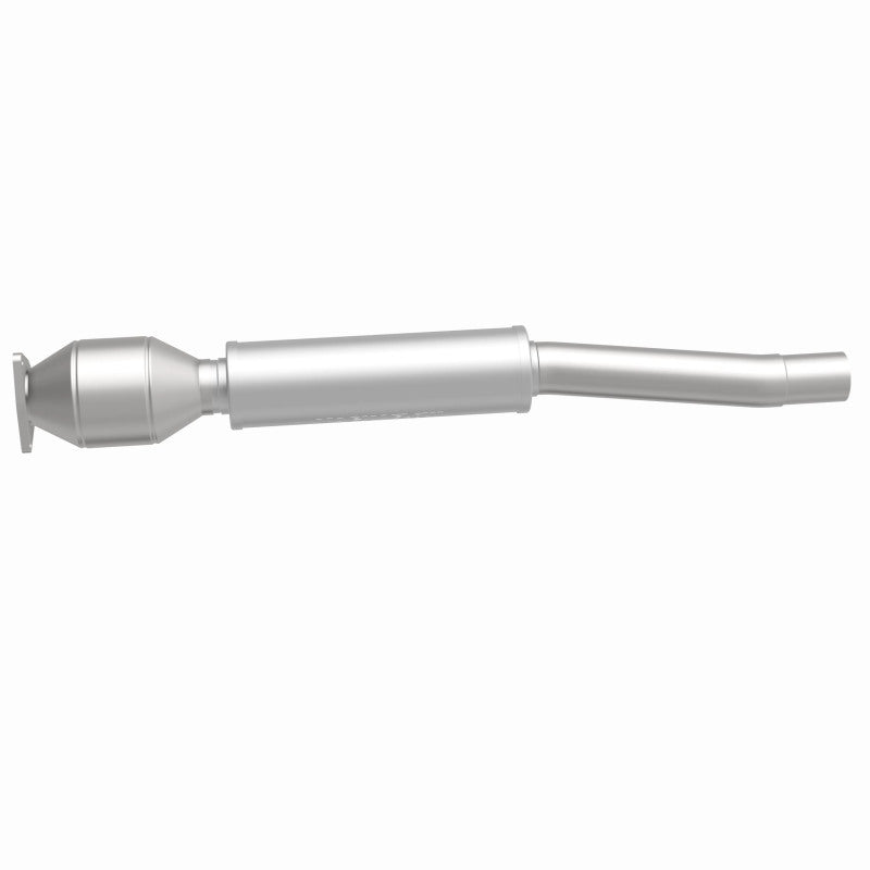 MagnaFlow Direct Fit Catalytic Converter 04/06 VW Phaeton 4.2L Rear Driver Side