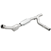 MagnaFlow Direct Fit Catalytic Converter 97-98 Expedition-Navigator