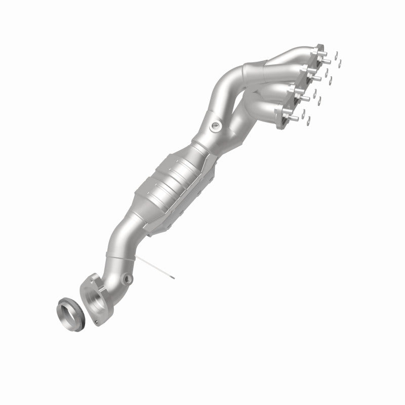 MagnaFlow Direct Fit Catalytic Converter 04-06 Cadillac XLR 4.4L Driver Side