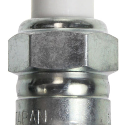NGK Laser Iridium Spark Plug Box of 4 (SILNAR7B7)