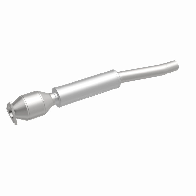 MagnaFlow Direct Fit Catalytic Converter 04/06 VW Phaeton 4.2L Rear Driver Side