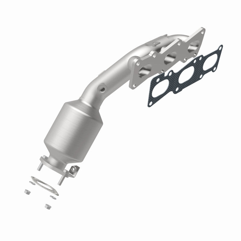 MagnaFlow Direct Fit Catalytic Converter 10-12 Hyundai Genesis 3.8L
