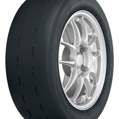 Yokohama Advan A055 Tire - 275/40R17 98W