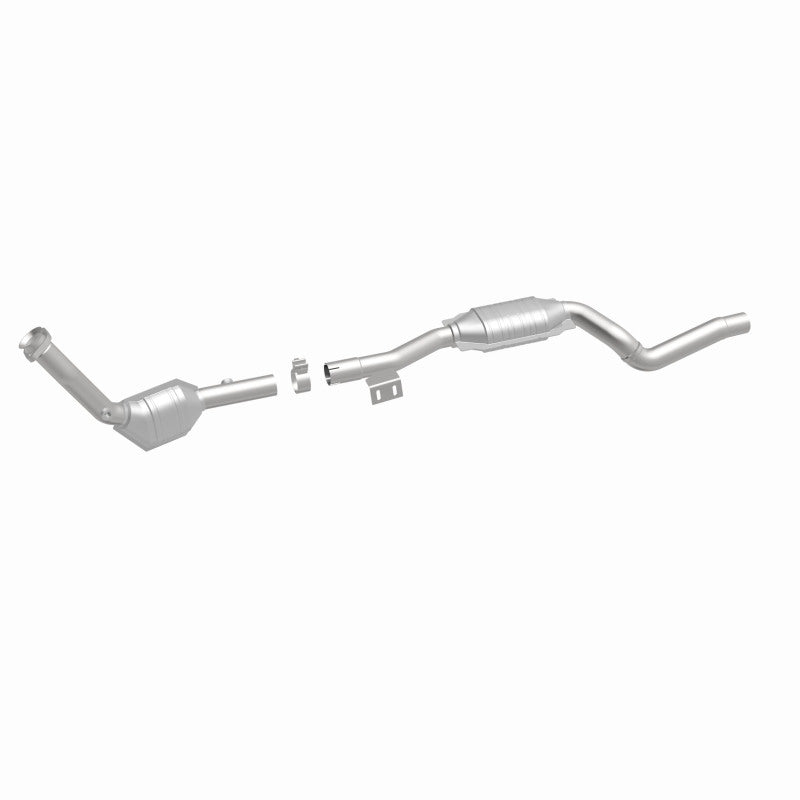 MagnaFlow Direct Fit Catalytic Converter 2003 ML350 3.7L Underbody