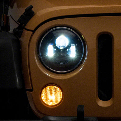 Raxiom 07-18 Jeep Wrangler JK 7-In LED Headlights- Blk Housing (Clear Lens)